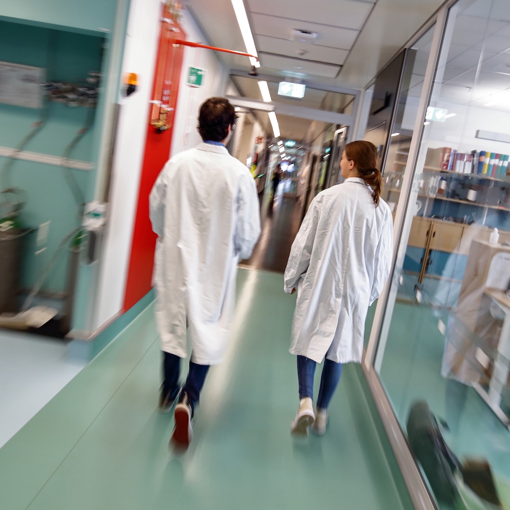 Investigadores en el Instituto Karolinska, Estocolmo